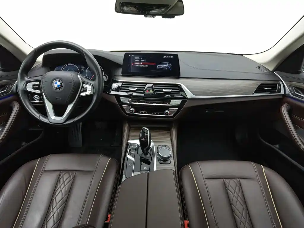 BMW 5 Series New Energy — фото 5