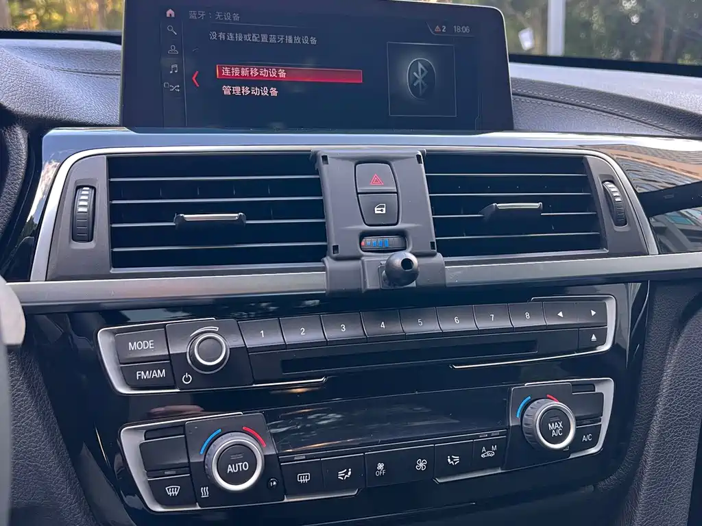 BMW 3 Series GT — фото 17