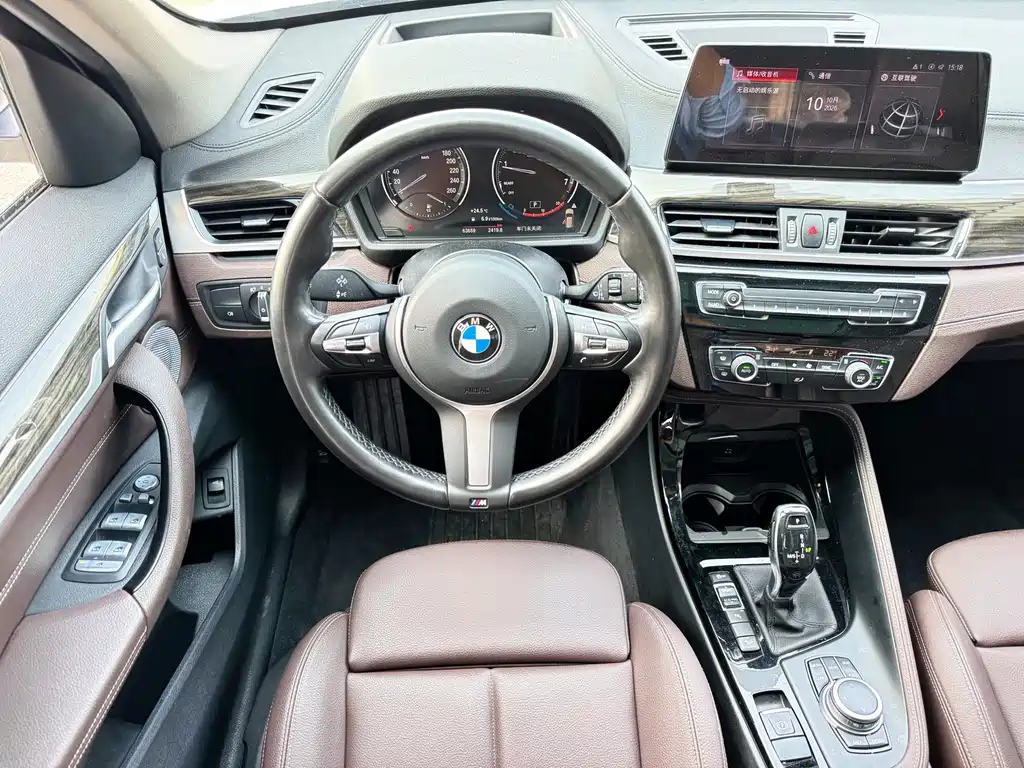 BMW X1 — фото 13