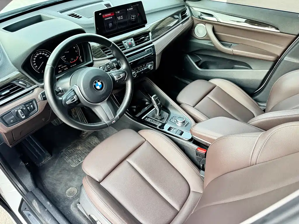 BMW X1 — фото 10