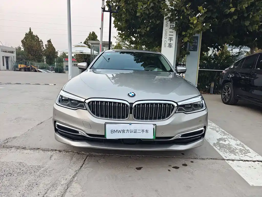 BMW 5 Series New Energy — фото 2