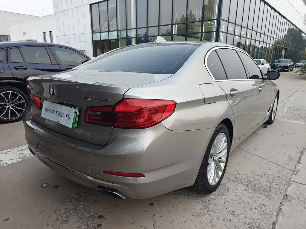 BMW 5 Series New Energy — фото 8