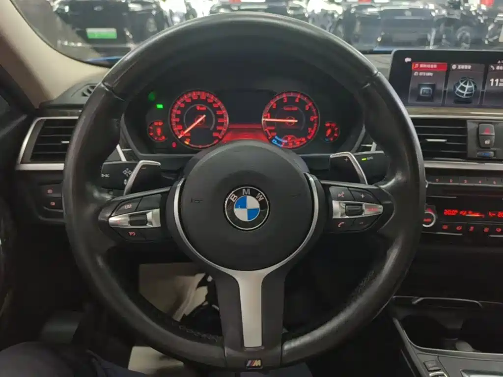 BMW 3 Series — фото 11