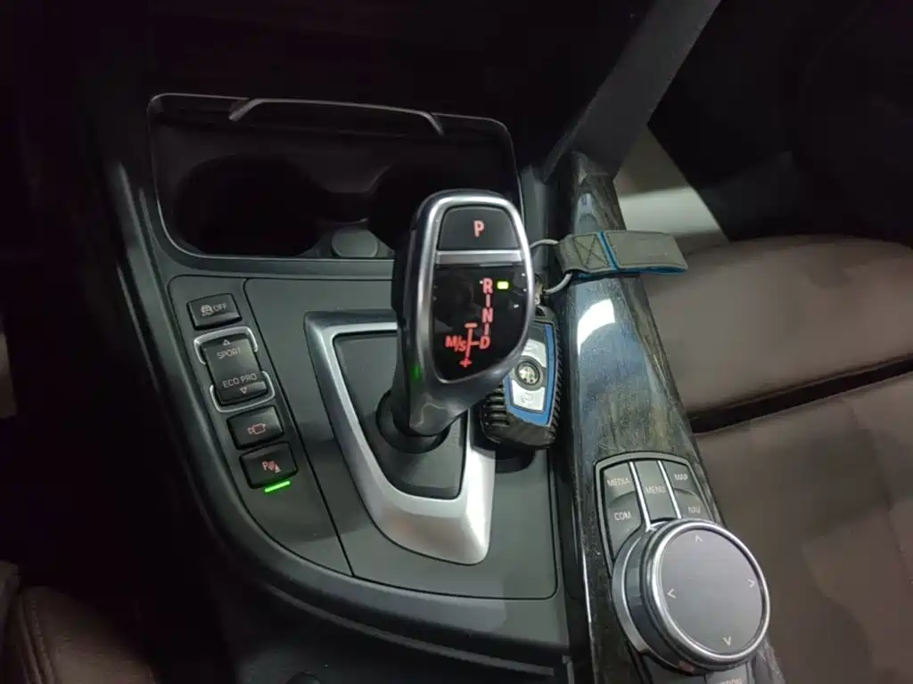 BMW 3 Series — фото 14
