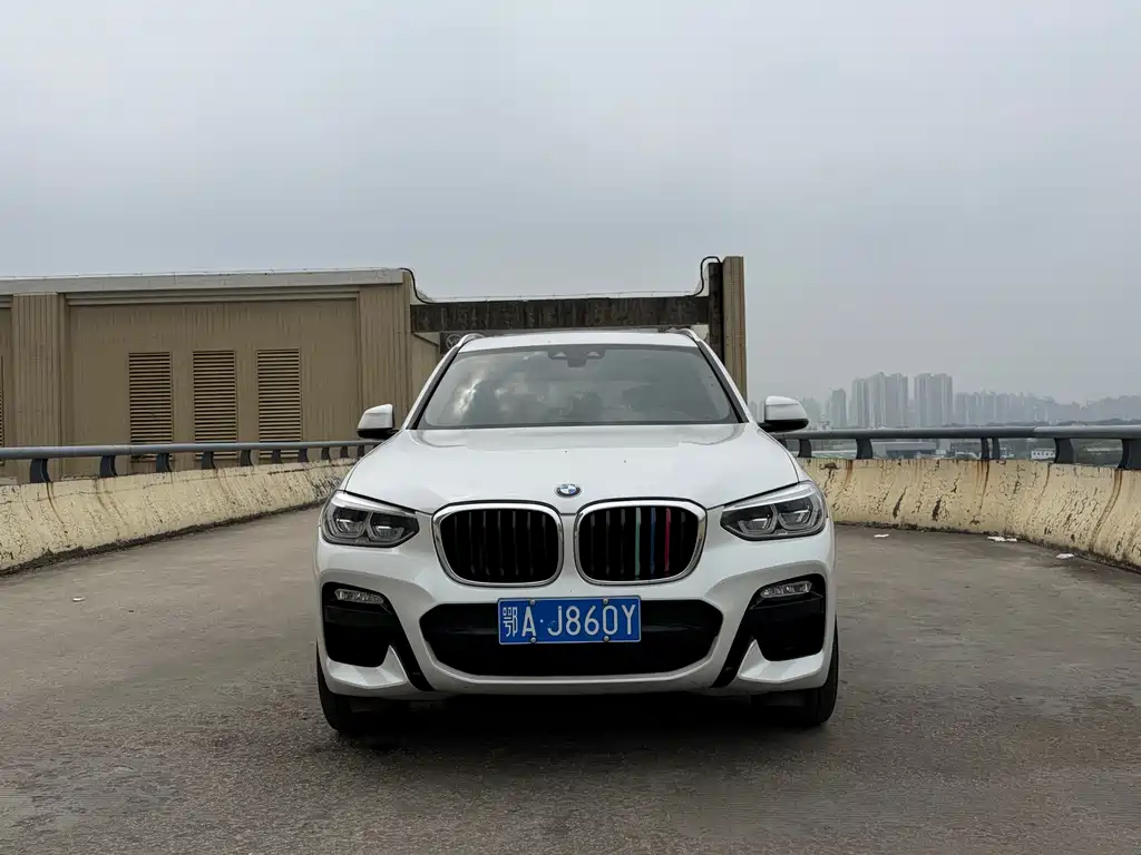 BMW X3 — фото 2