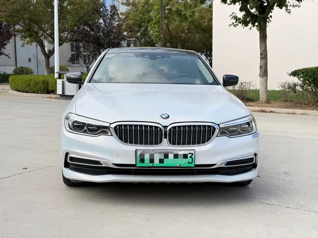 BMW 5 Series New Energy — фото 2