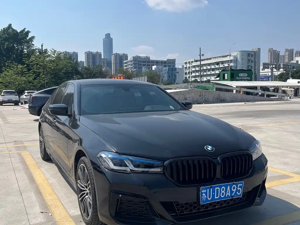 BMW 5 Series — фото 3