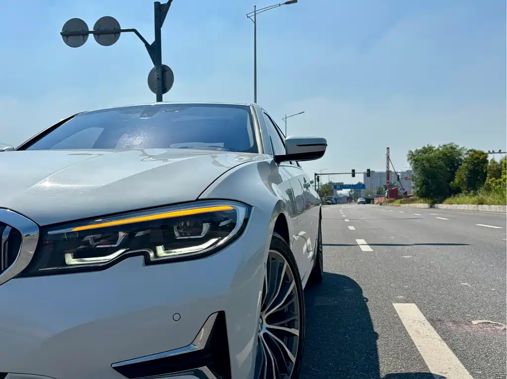 BMW 3 Series — фото 13