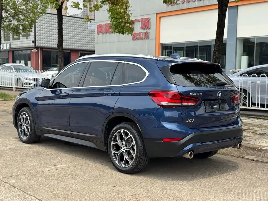 BMW X1 — фото 4