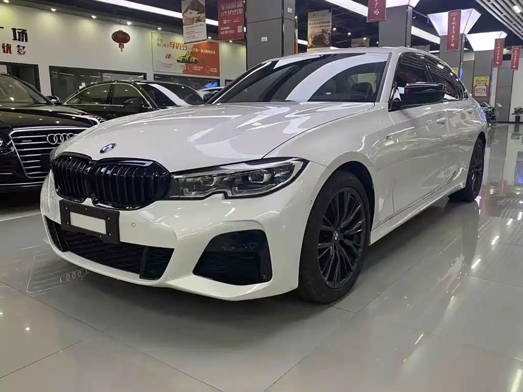 BMW 3 Series — фото 1