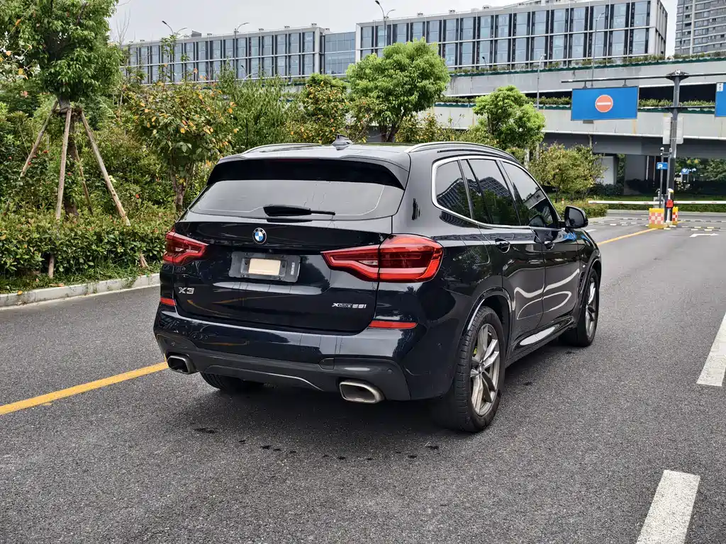 BMW X3 — фото 4