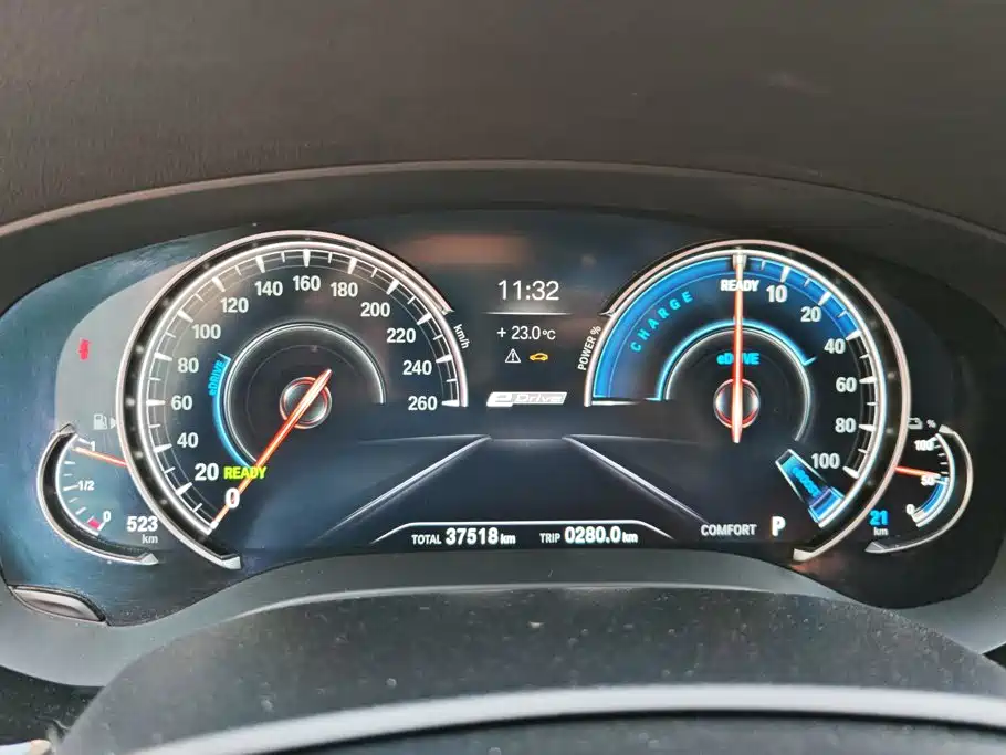 BMW 5 Series New Energy — фото 14