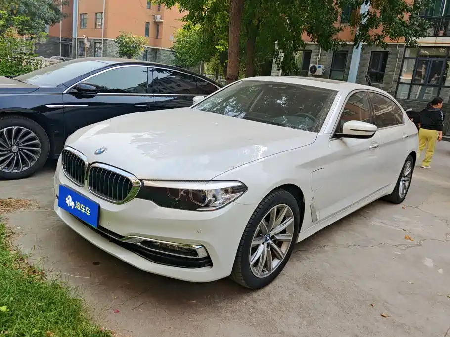 BMW 5 Series New Energy — фото 1