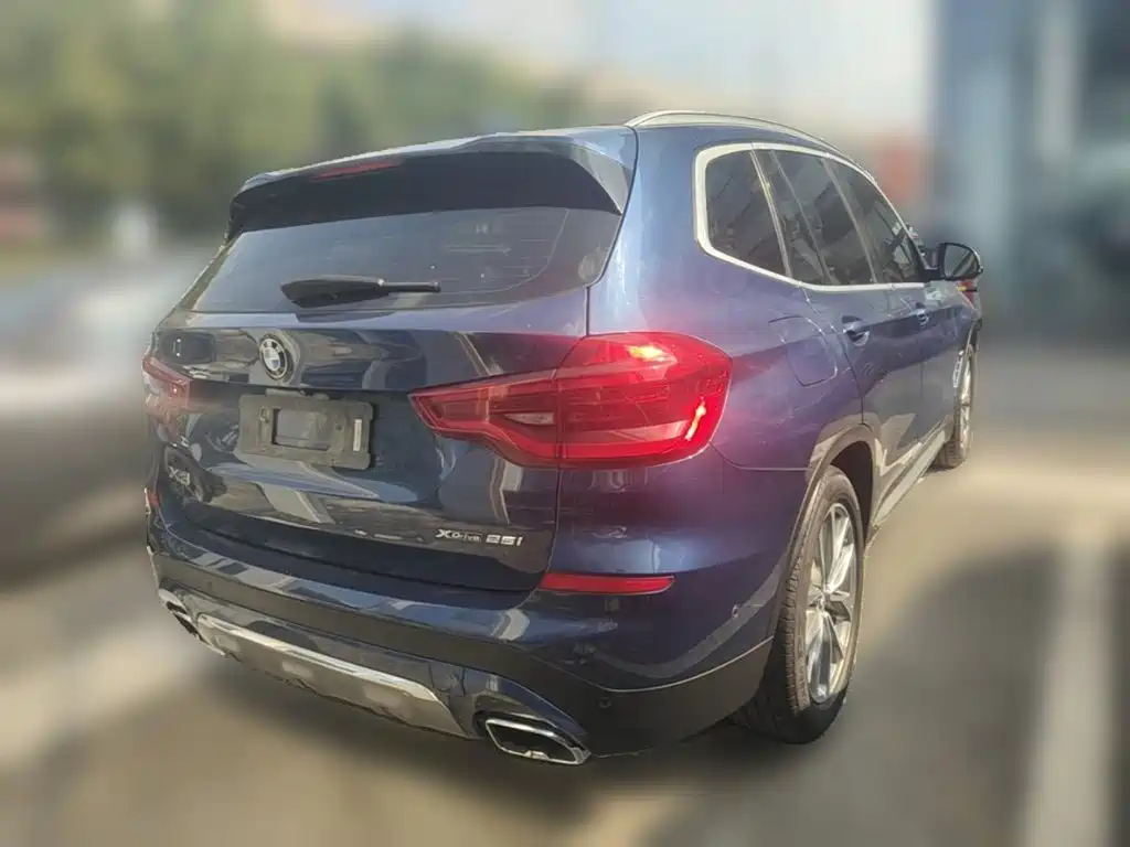 BMW X3 — фото 10