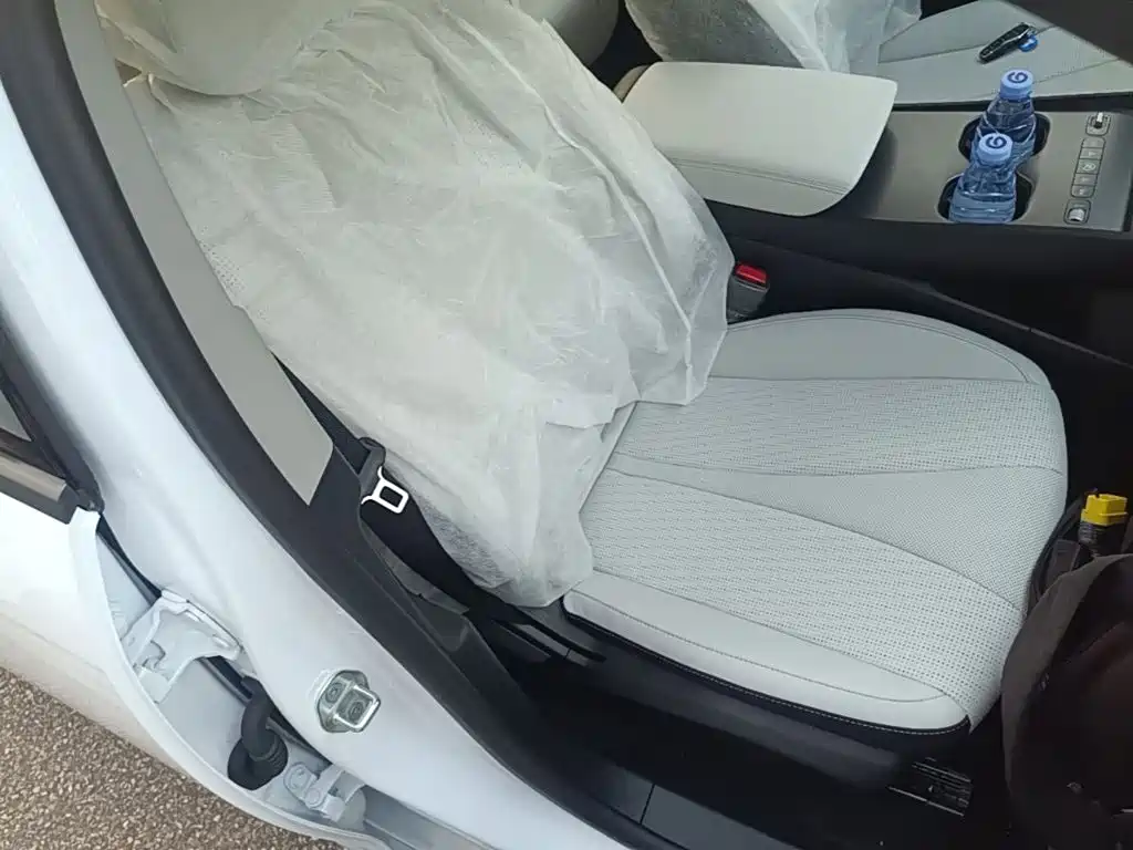 BYD Seal 05 DM-i — фото 25