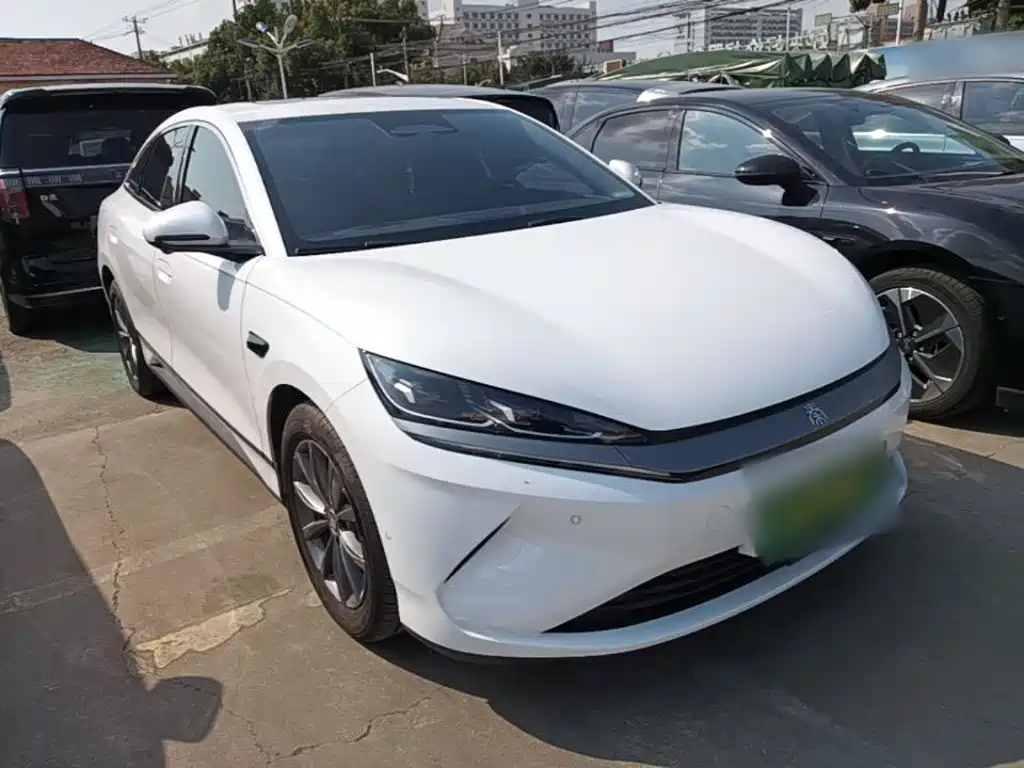 BYD Qin L — фото 4