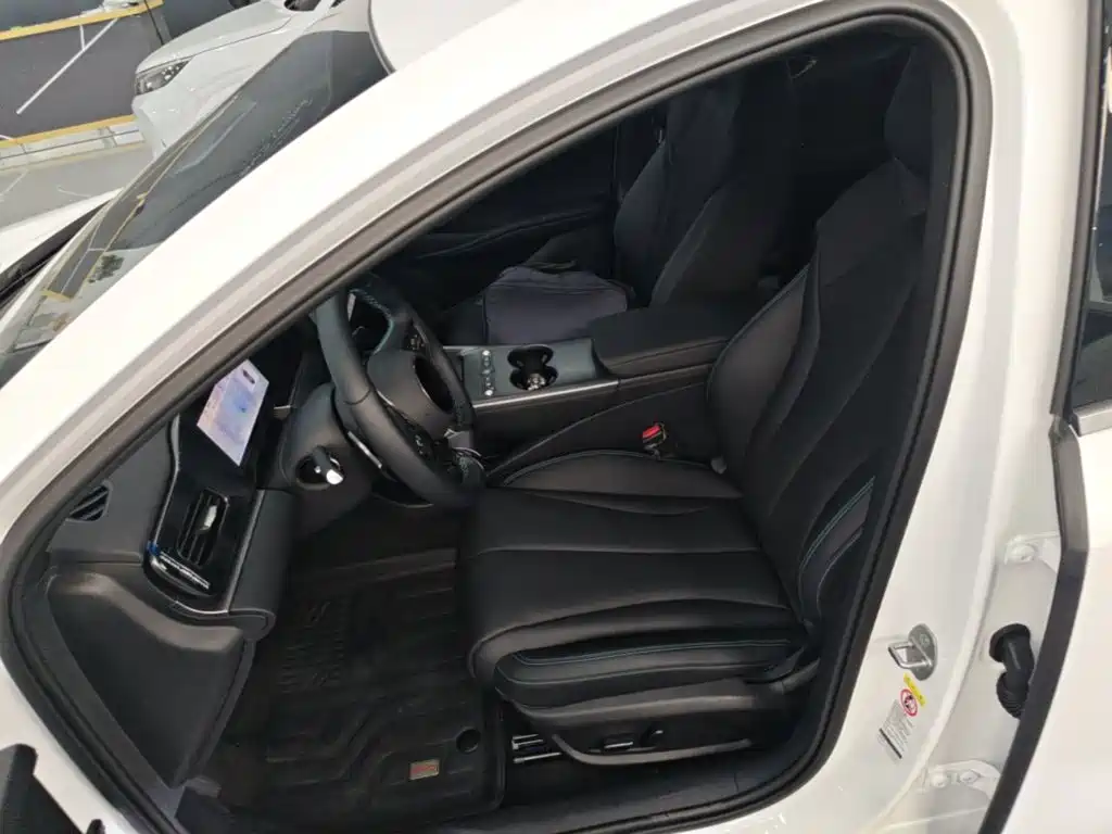BYD Seal 06 — фото 15
