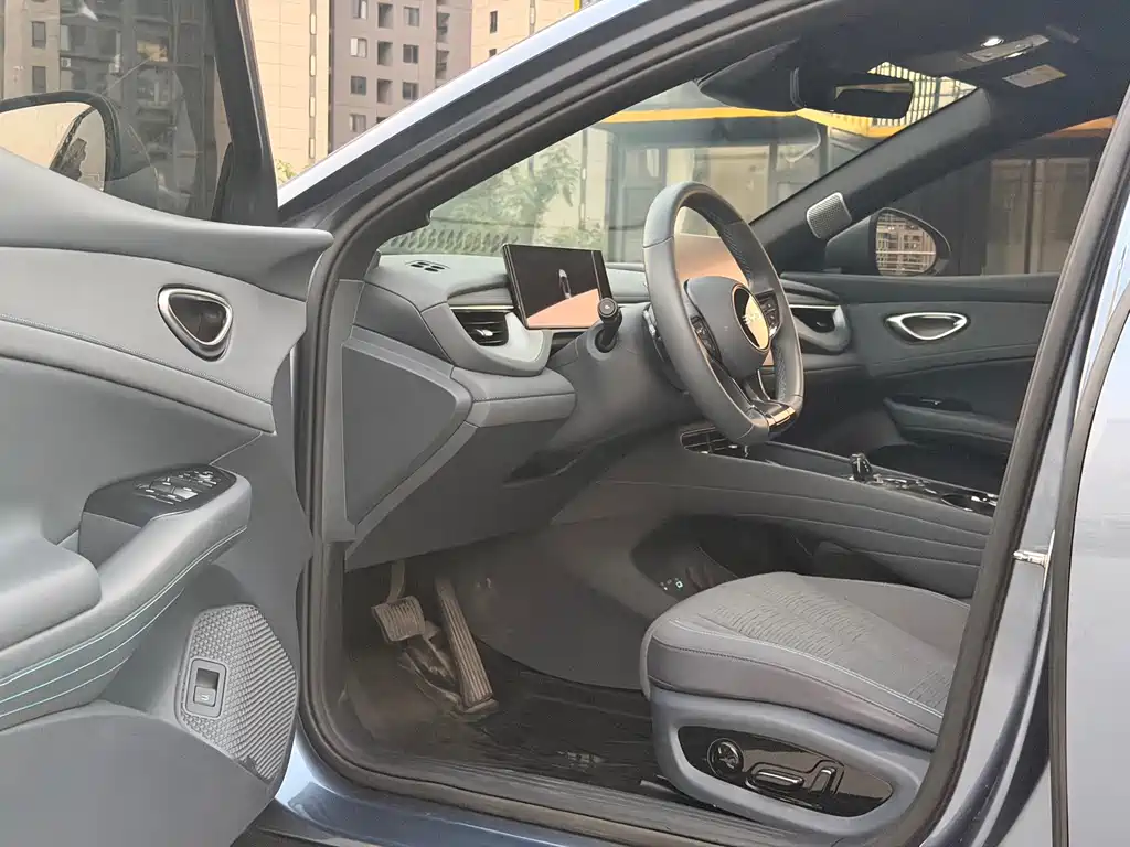 BYD Seal 06GT — фото 7