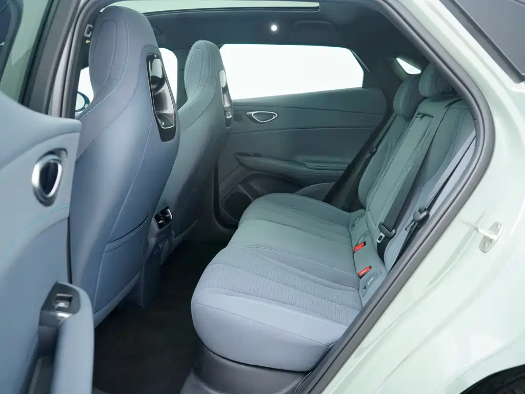 BYD Seal 06GT — фото 3