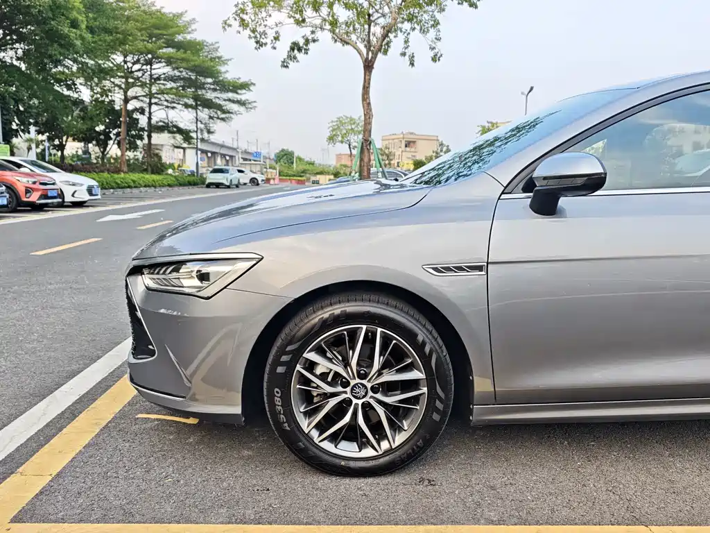 BYD Qin PLUS — фото 24