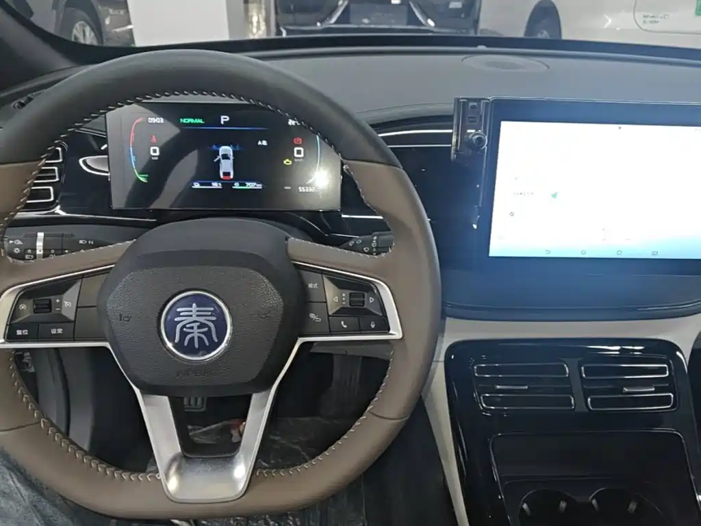 BYD Qin PLUS — фото 10