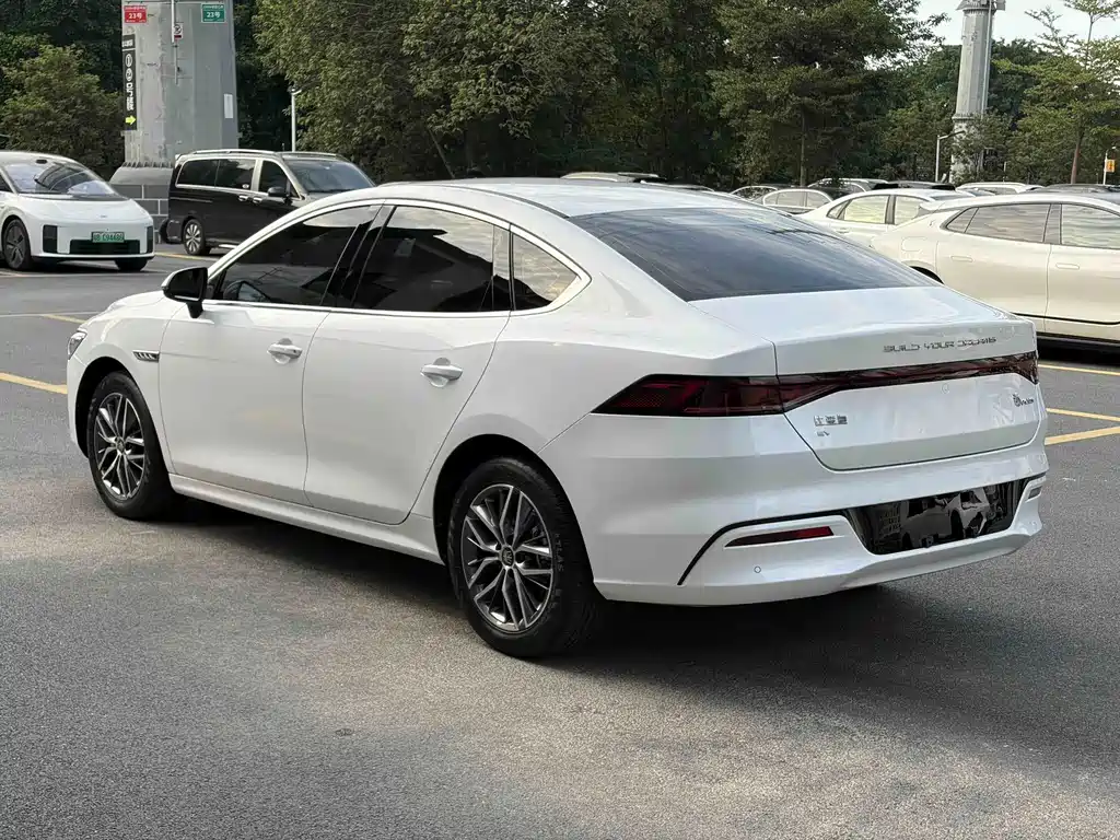 BYD Qin PLUS — фото 4