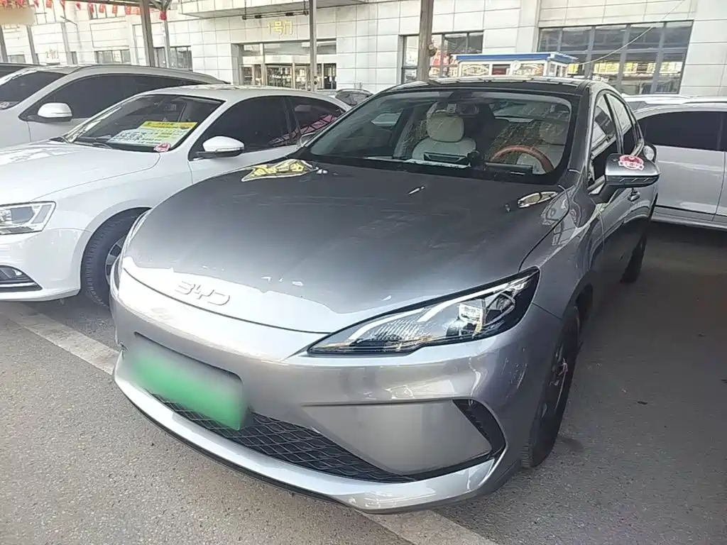BYD Seal 05 DM-i — фото 2