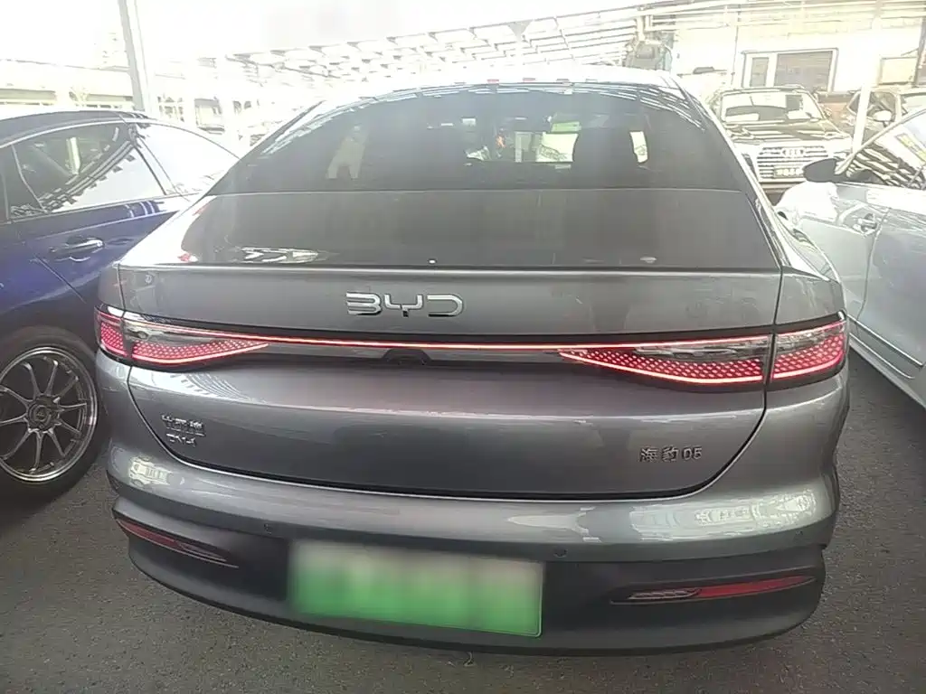 BYD Seal 05 DM-i — фото 6