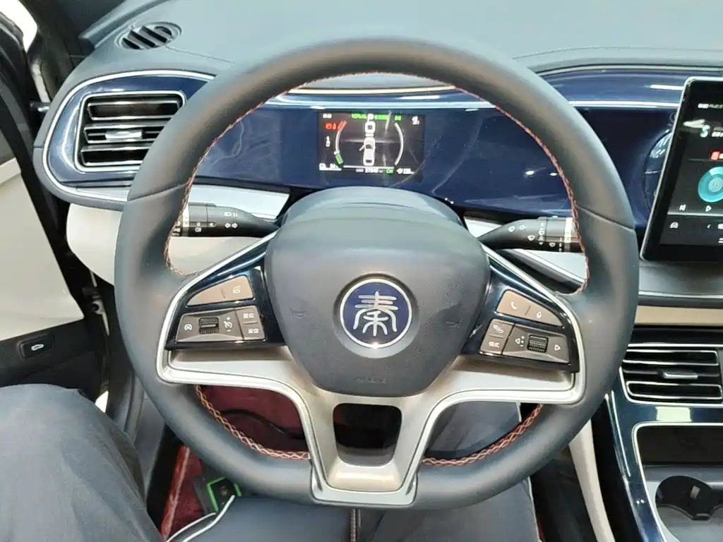 BYD Qin PLUS — фото 11