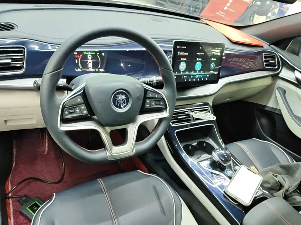 BYD Qin PLUS — фото 10