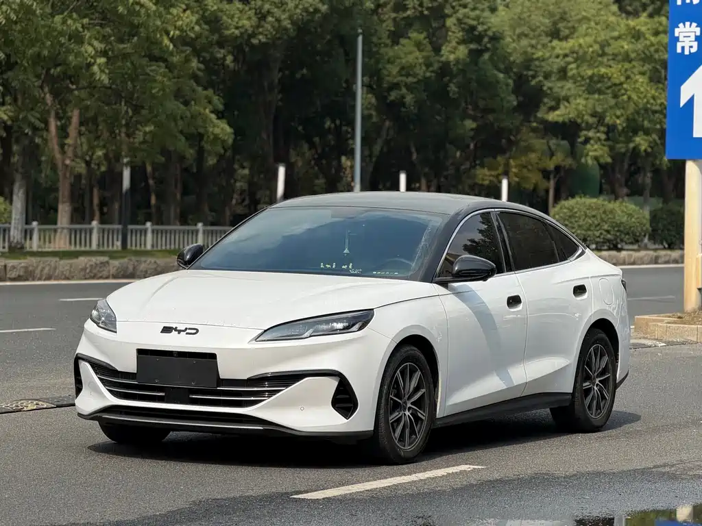 BYD Seal 06 — фото 1