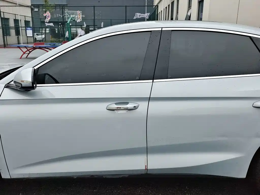 BYD Qin L — фото 19