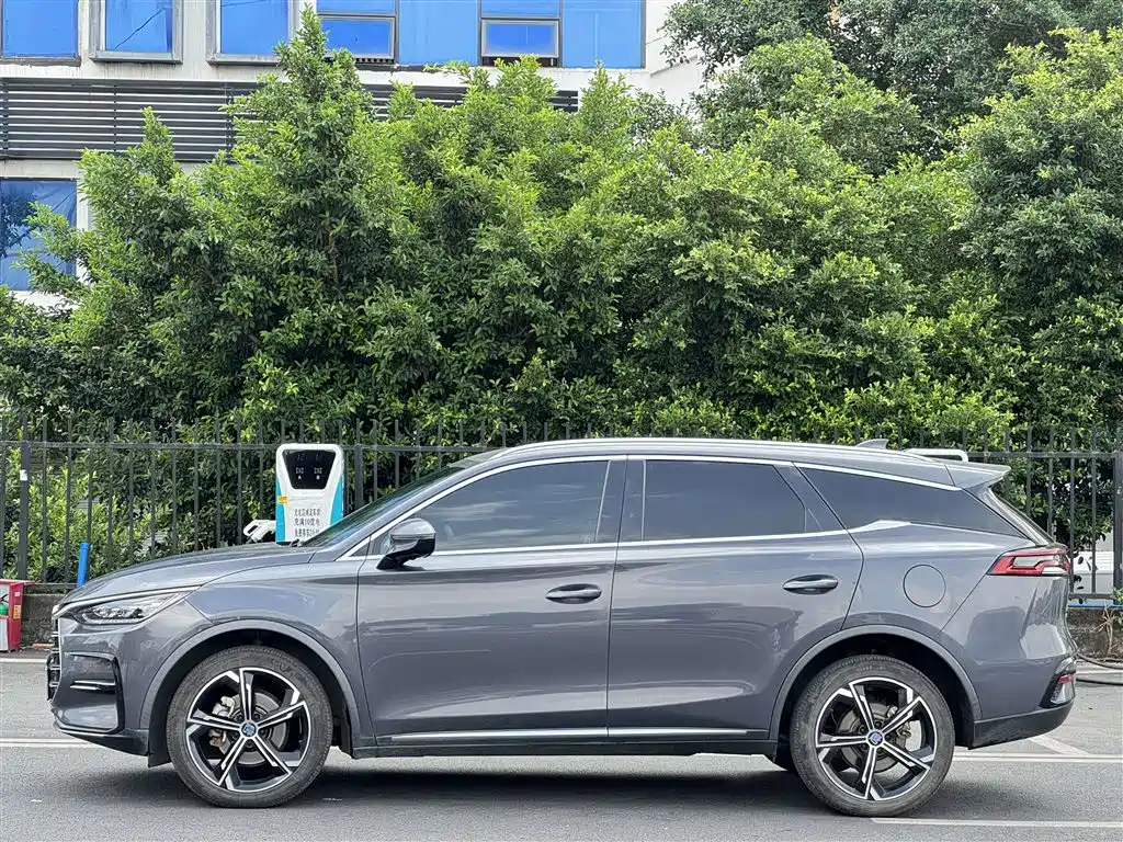 BYD Tang New Energy — фото 7