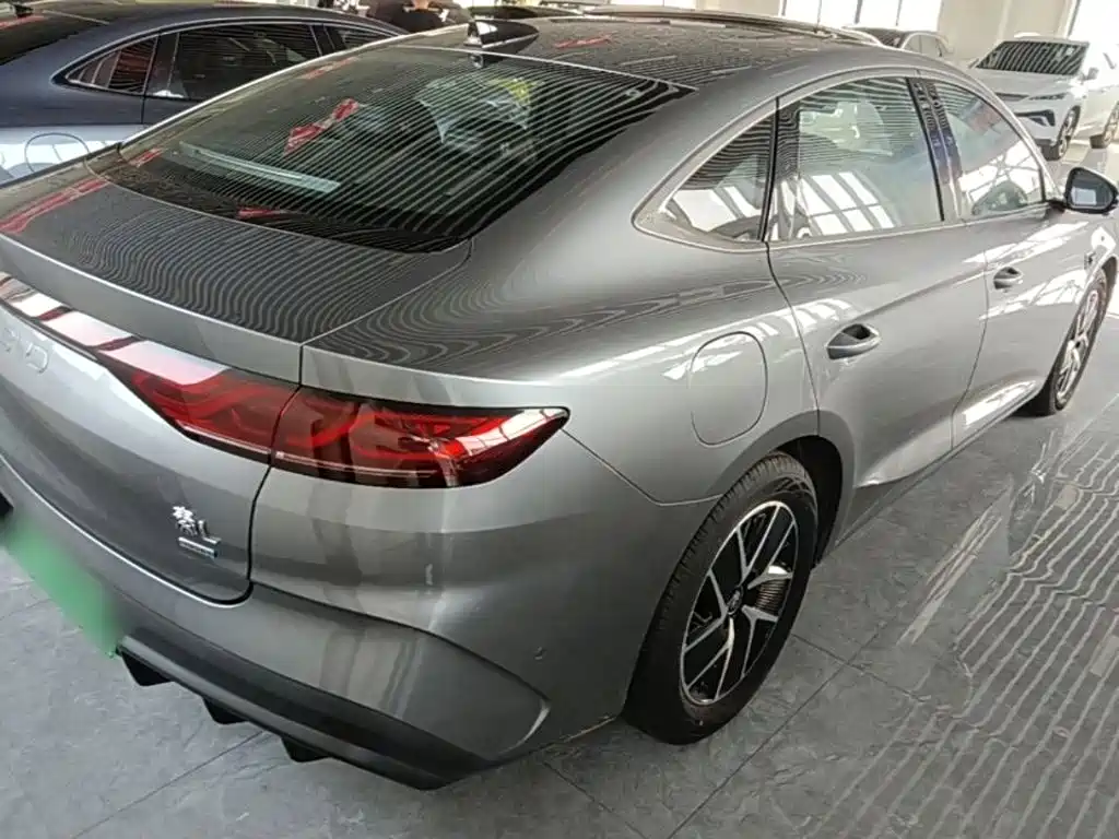 BYD Qin L — фото 7