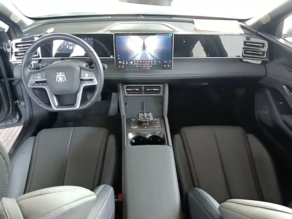 BYD Qin L — фото 10