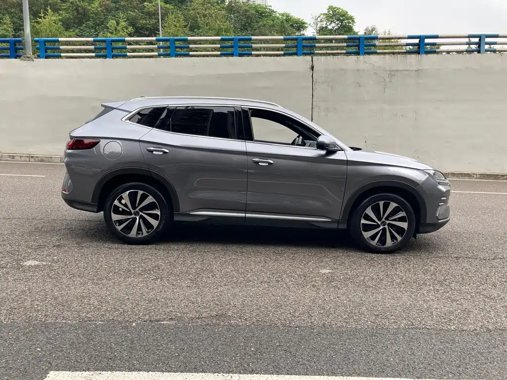 BYD PLUS New Energy — фото 10