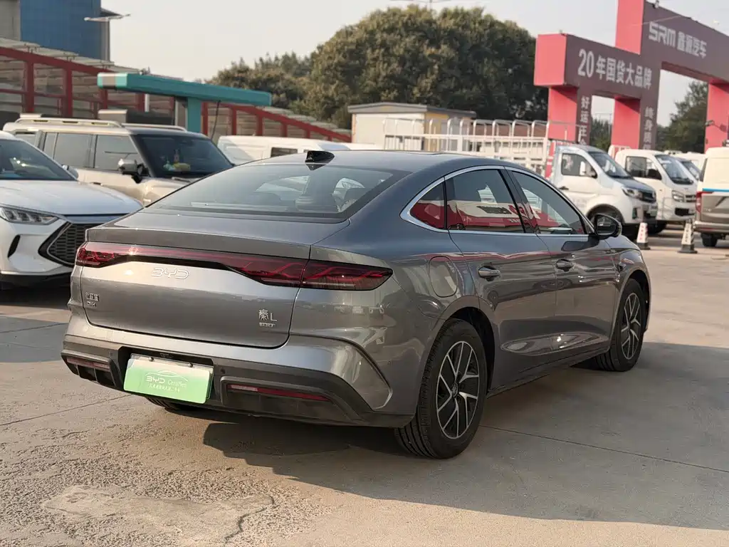 BYD Qin L — фото 6