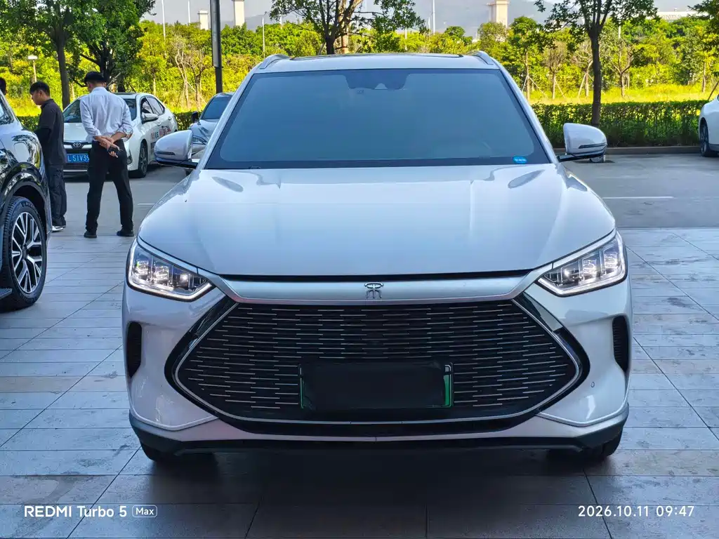 BYD PLUS New Energy — фото 2