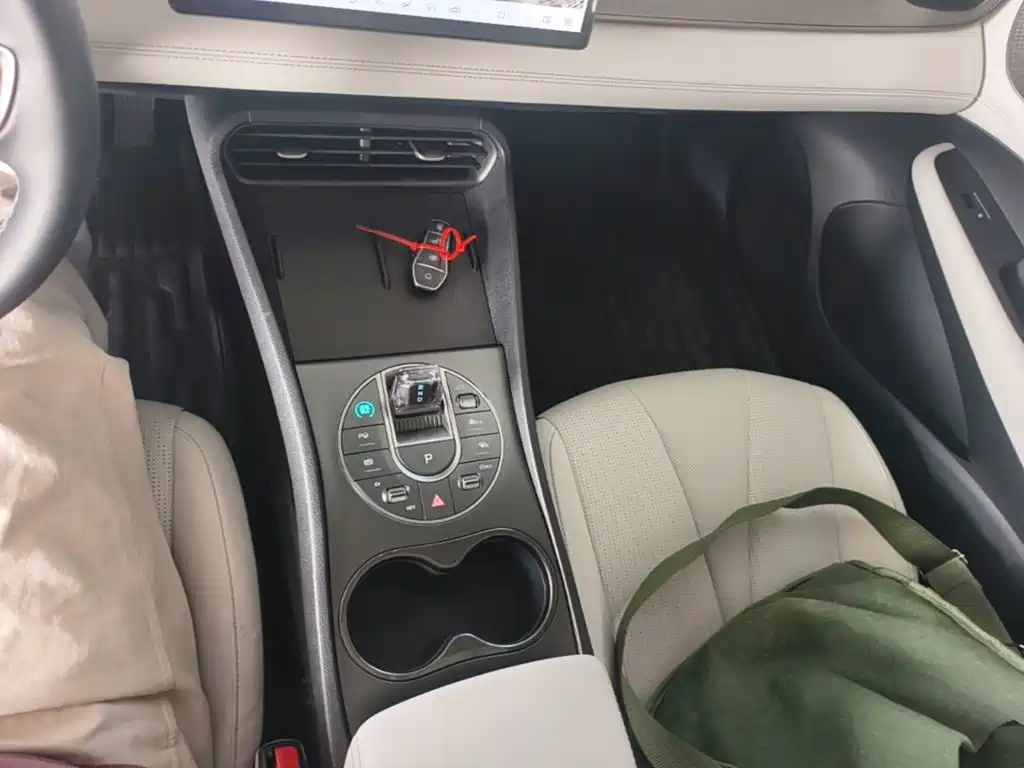 BYD Seal 05 DM-i — фото 14