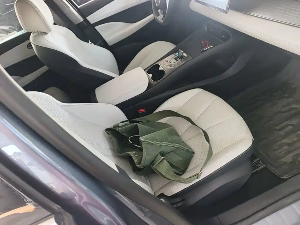 BYD Seal 05 DM-i — фото 25