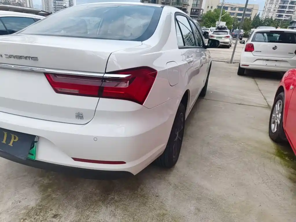 BYD Qin PLUS — фото 8