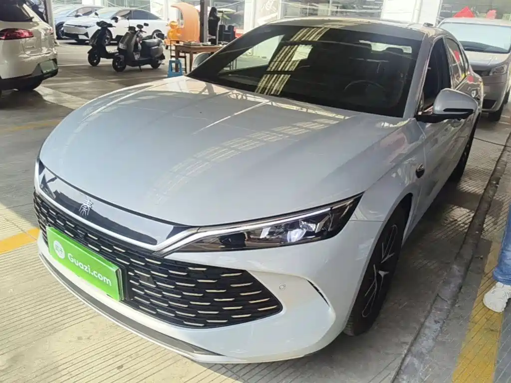 BYD Qin L — фото 2