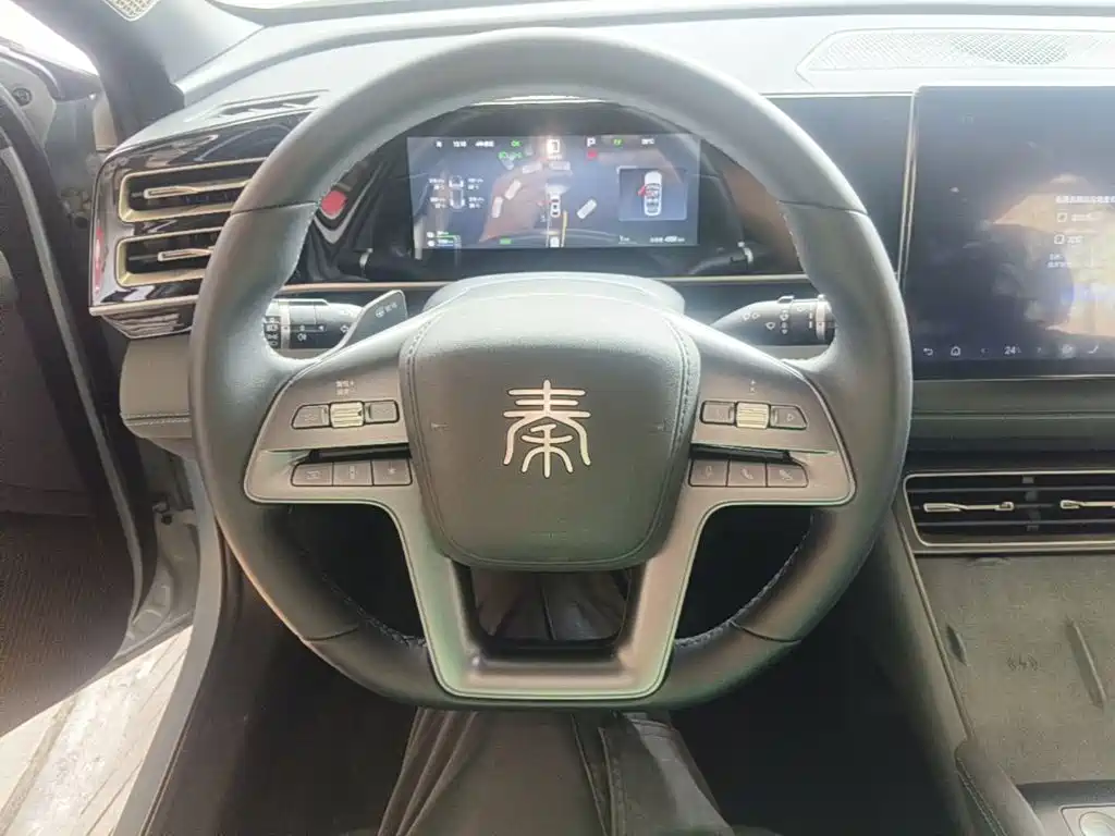 BYD Qin L — фото 11