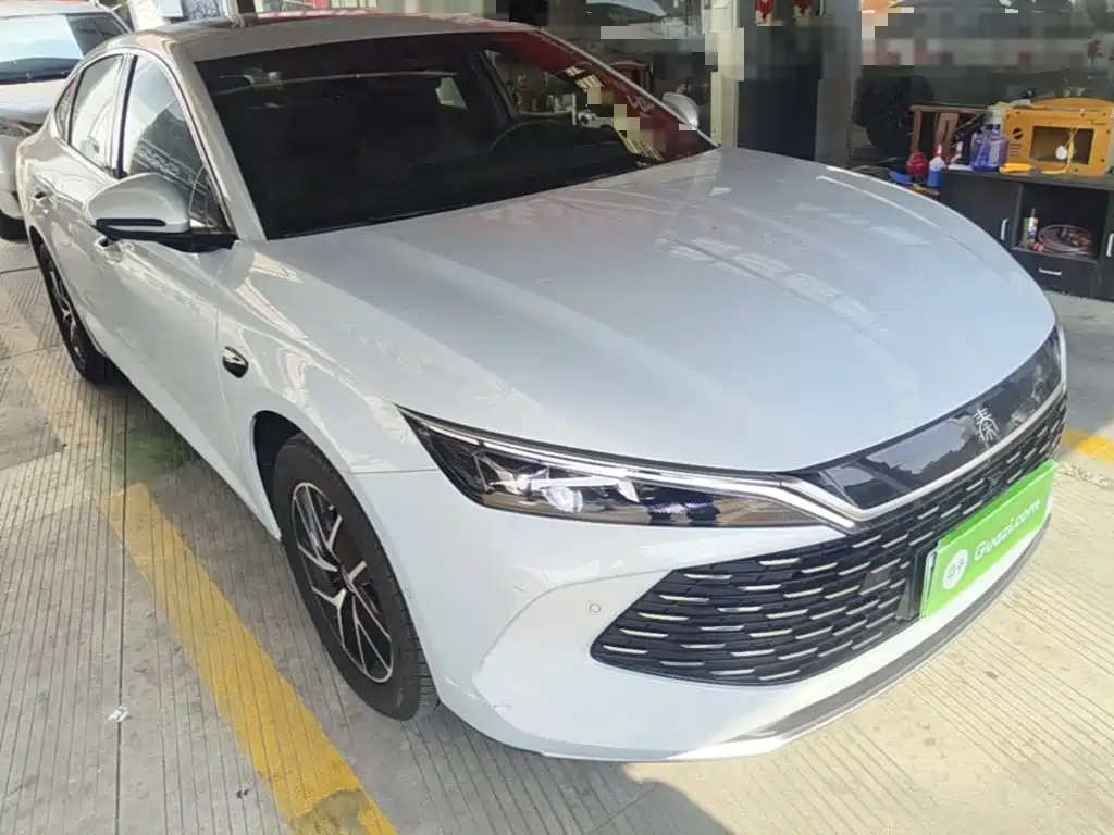 BYD Qin L — фото 4