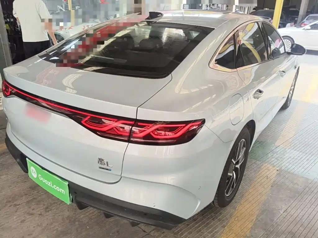 BYD Qin L — фото 7