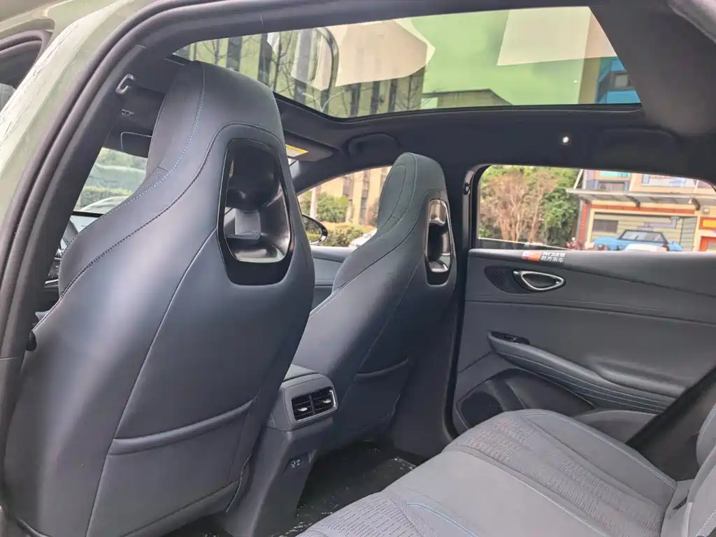 BYD Seal 06GT — фото 11