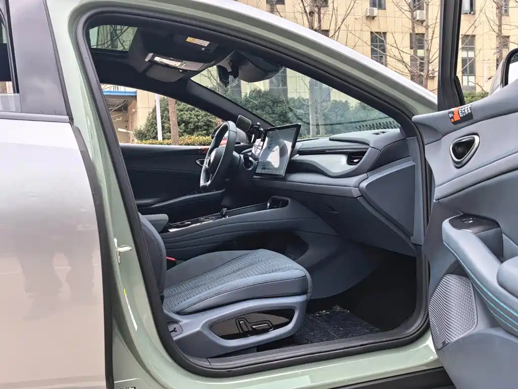 BYD Seal 06GT — фото 19