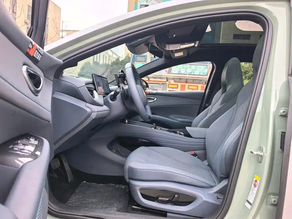 BYD Seal 06GT — фото 6
