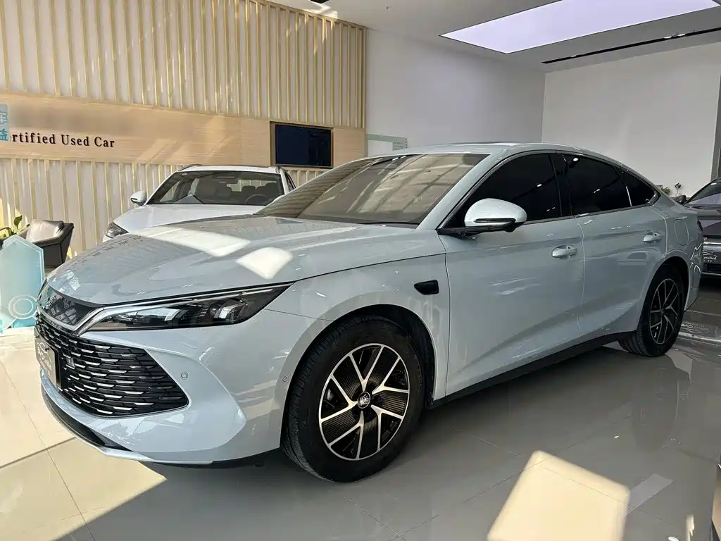 BYD Qin L — фото 2
