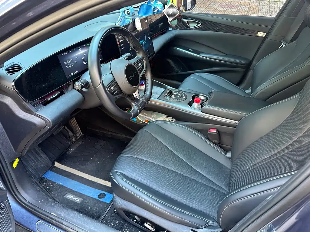 BYD Seal — фото 3